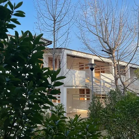 Gallo Con Piscina شقة